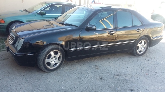 Mercedes E 270 2000, 327,000 km - 2.7 l - Bakı