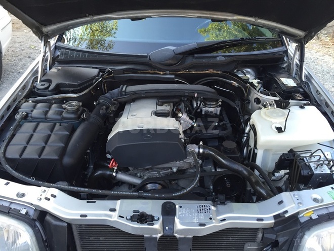 Mercedes C 180 1999, 136,980 km - 1.8 л - Bakı