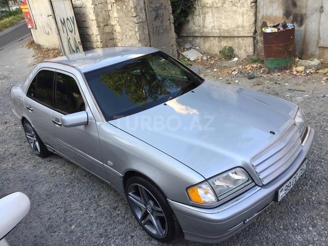 Mercedes C 180 1999, 136,980 km - 1.8 л - Bakı