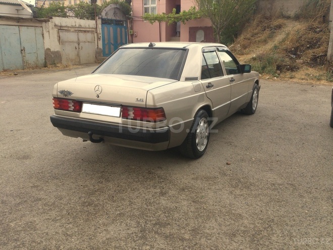 Mercedes 190 1992, 258,999 km - 1.8 л - Bakı