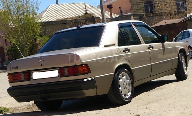 Mercedes 190 1992, 258,999 km - 1.8 л - Bakı