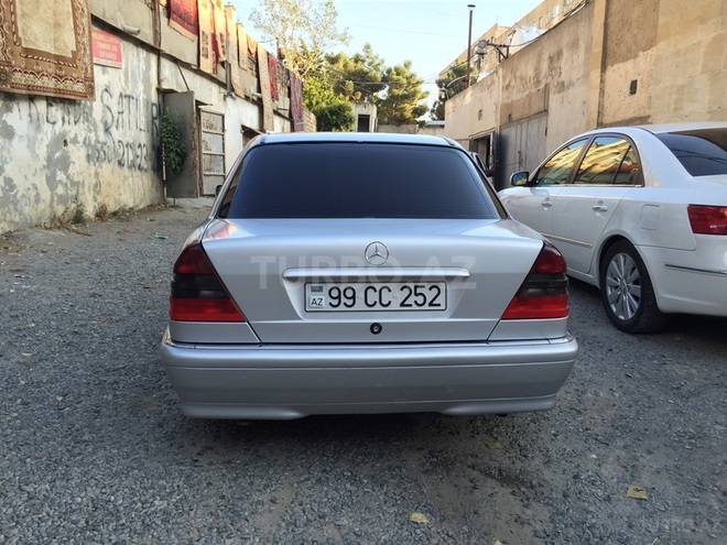 Mercedes C 180 1999, 136,980 km - 1.8 л - Bakı