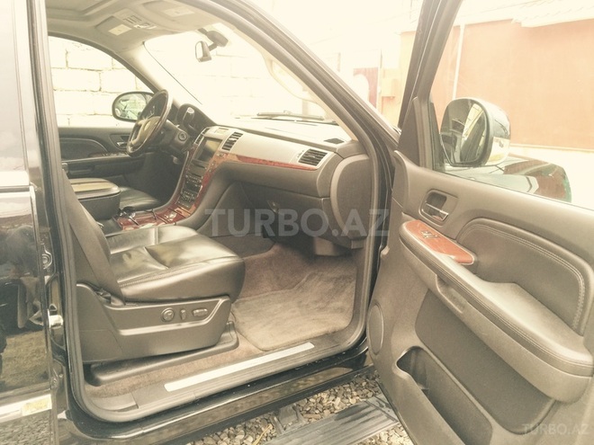 Cadillac Escalade 2008, 100,000 km - 6.2 l - Bakı