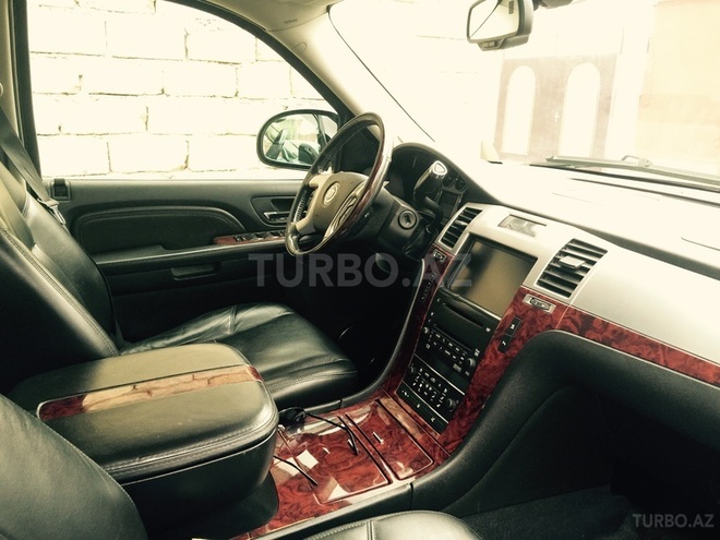 Cadillac Escalade 2008, 100,000 km - 6.2 l - Bakı