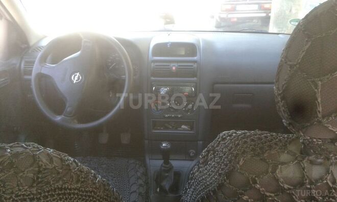 Opel Astra 2000, 222,000 km - 1.6 l - Bakı