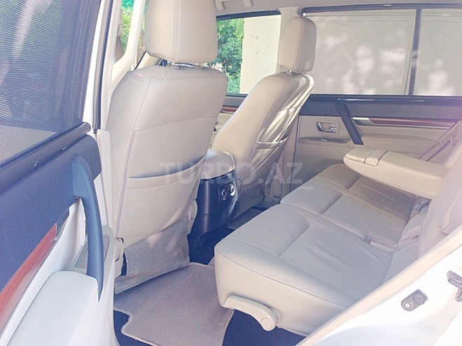 Mitsubishi Pajero 2008, 109,000 km - 3.0 l - Bakı