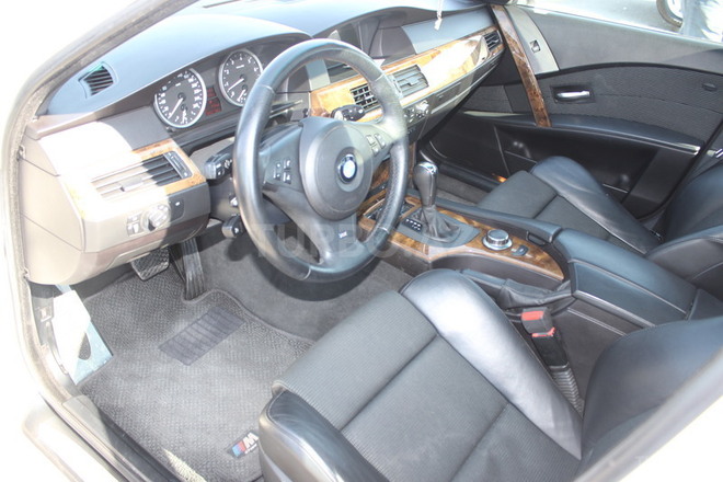 BMW 525 2006, 118,000 km - 2.5 l - Bakı