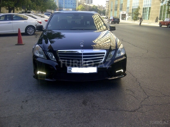 Mercedes E 350 2011, 80,000 km - 3.5 l - Bakı