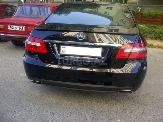 Mercedes E 350 2011, 80,000 km - 3.5 l - Bakı