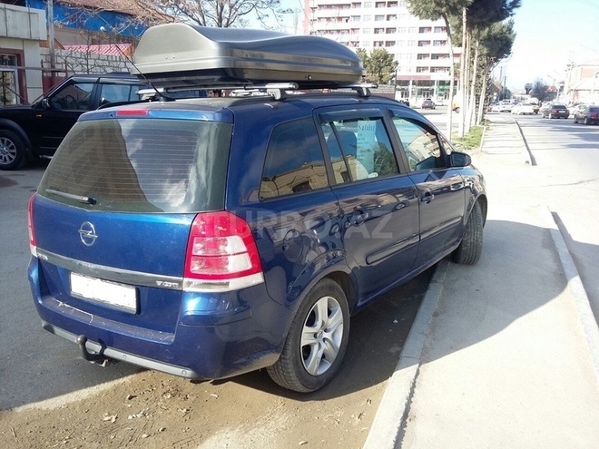 Opel Zafira 2010, 150,000 km - 1.7 л - Bakı