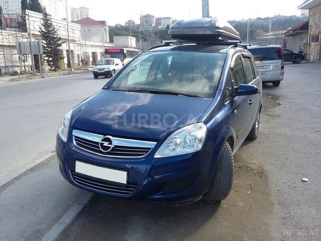 Opel Zafira 2010, 150,000 km - 1.7 л - Bakı