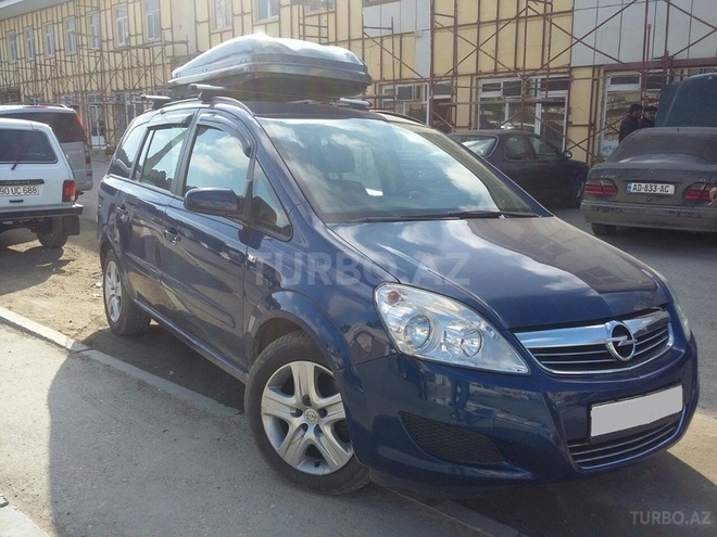 Opel Zafira 2010, 150,000 km - 1.7 л - Bakı