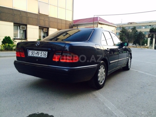 Mercedes E 240 1998, 45,000 km - 0.2 l - Bakı
