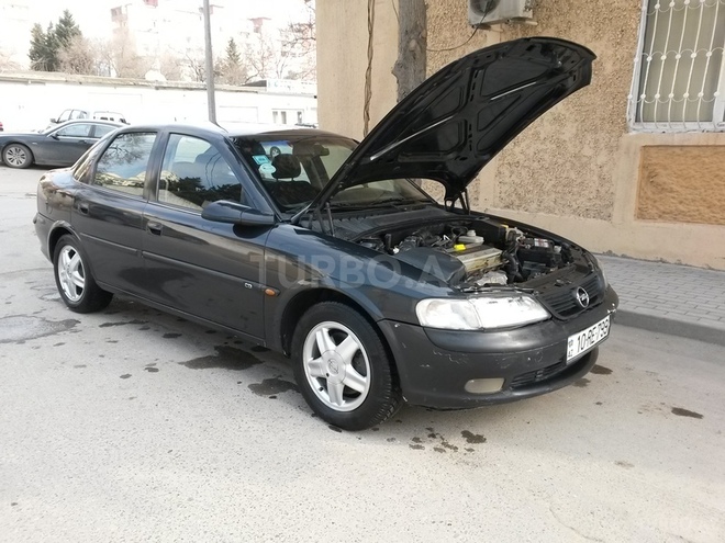 Opel Vectra 1998, 365,000 km - 2.0 l - Bakı