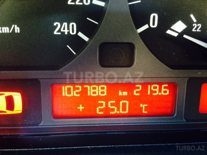 BMW 320 2002, 102,000 km - 2.2 l - Bakı