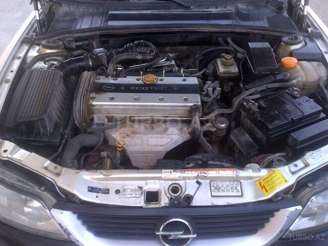 Opel Vectra 1998, 160,000 km - 2.0 л - Bakı