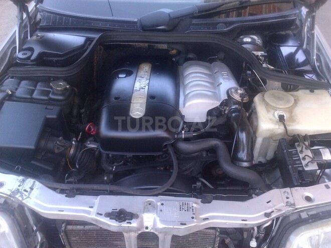 Mercedes C 220 1999, 167,000 km - 2.2 l - Bakı