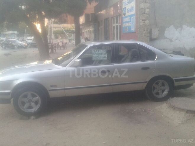 BMW 520 1991, 295,000 km - 2.0 l - Bakı