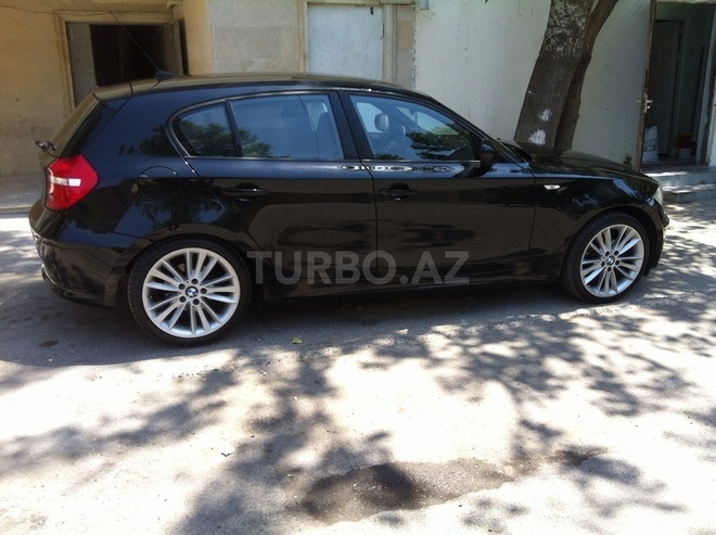 BMW 116 2010, 81,000 km - 2.0 l - Bakı