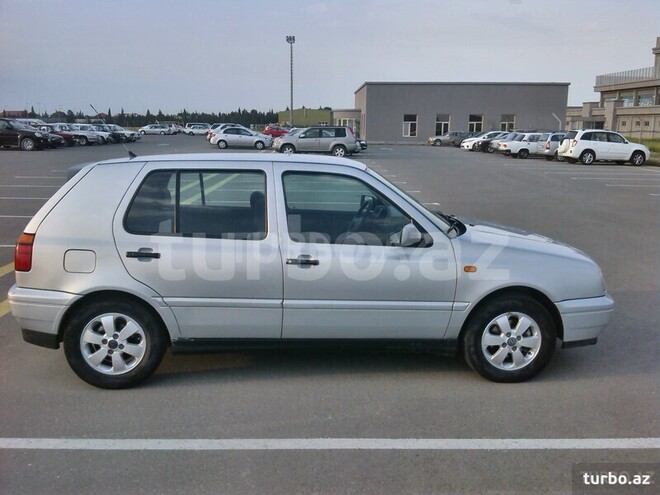 Volkswagen Golf 1994, 2,559,000 km - 2.0 l - Bakı