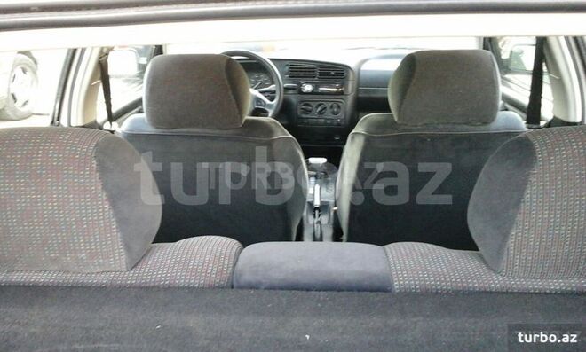 Volkswagen Golf 1994, 2,559,000 km - 2.0 l - Bakı