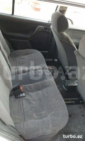 Volkswagen Golf 1994, 2,559,000 km - 2.0 l - Bakı