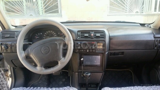 Opel Vectra 1994, 288,500 km - 1.8 l - Bakı