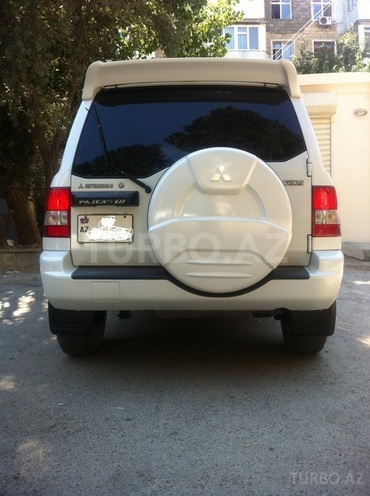 Mitsubishi Pajero io 2000, 245,000 km - 2.0 l - Bakı