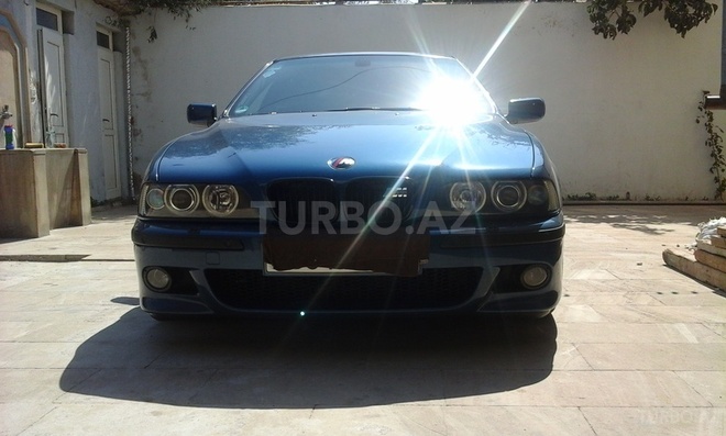 BMW 525 2002, 124,929 km - 2.5 l - Bakı