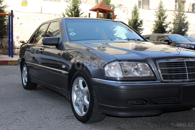Mercedes C 240 1999, 162,000 km - 2.4 л - Bakı