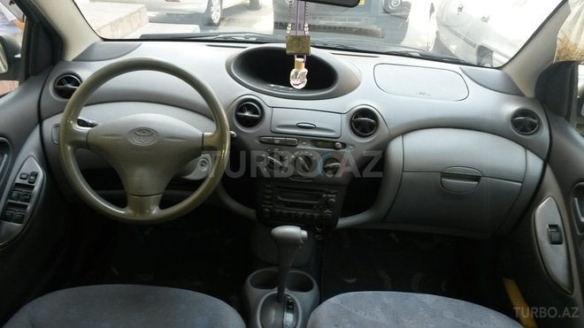 Toyota Vitz 2001, 110,000 km - 1.0 l - Bakı