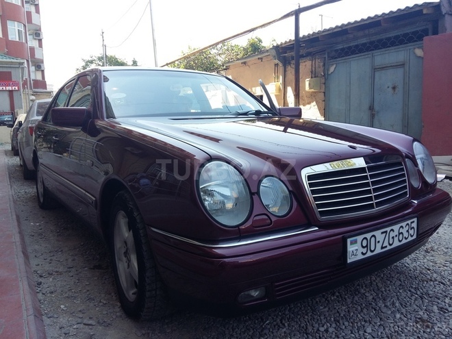 Mercedes E 240 1998, 265,341 km - 2.4 л - Bakı