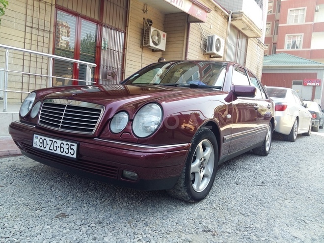 Mercedes E 240 1998, 265,341 km - 2.4 л - Bakı