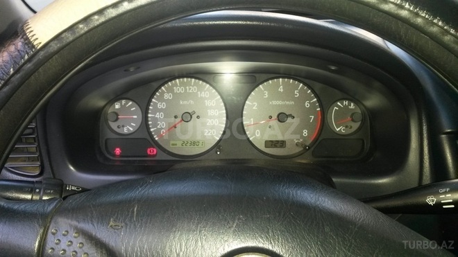 Nissan Sunny 2000, 223,801 km - 1.6 l - Bakı