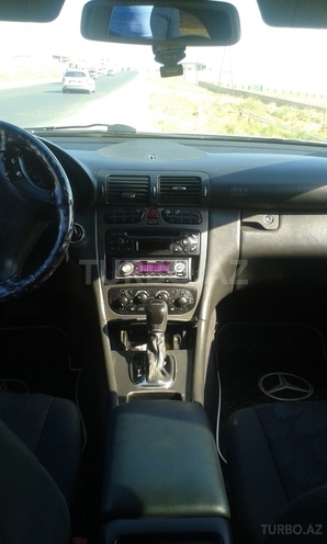 Mercedes C 200 2002, 220,000 km - 2.0 l - Bakı