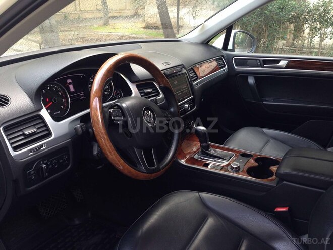 Volkswagen Touareg 2010, 87,000 km - 3.6 l - Bakı