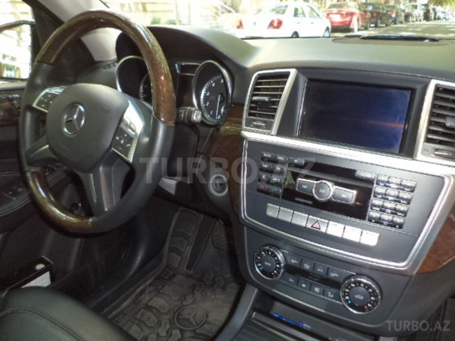 Mercedes ML 350 2012, 63,601 km - 3.5 l - Bakı