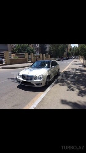Mercedes E 350 2008, 81,000 km - 3.5 l - Bakı