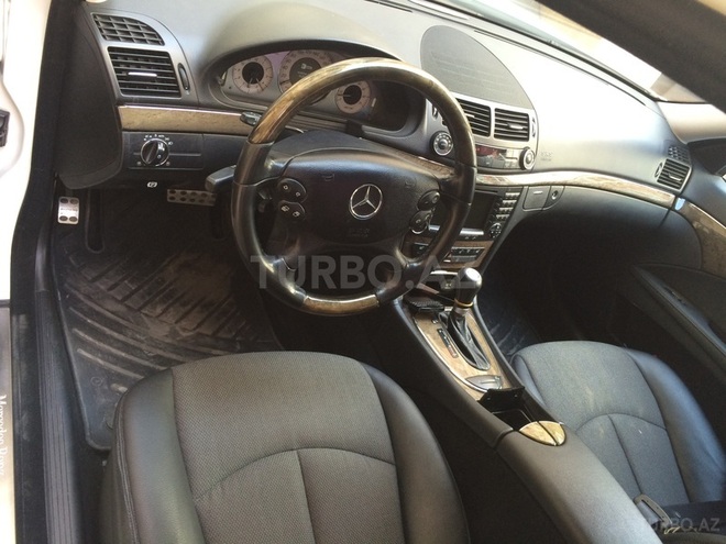 Mercedes E 350 2008, 81,000 km - 3.5 l - Bakı
