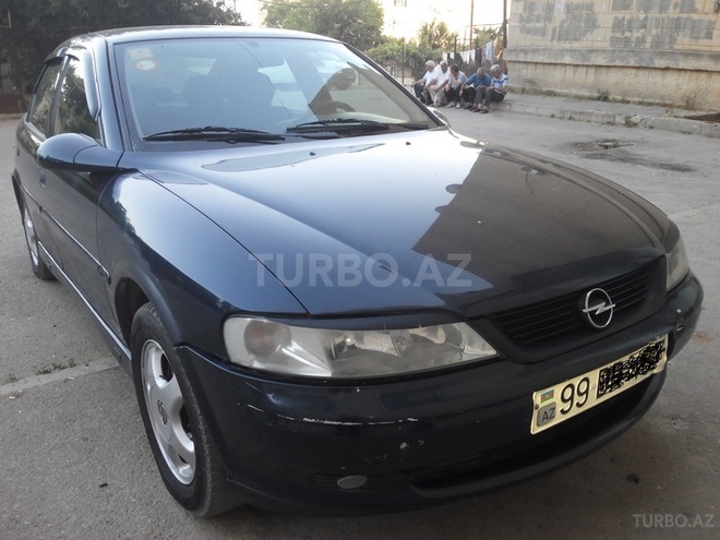 Opel Vectra 2000, 260,000 km - 1.6 l - Bakı