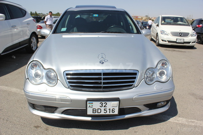 Mercedes C 230 2006, 150,000 km - 2.5 l - Bakı