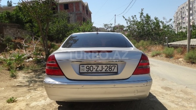 Mercedes E 320 2002, 250,000 km - 3.2 l - Bakı