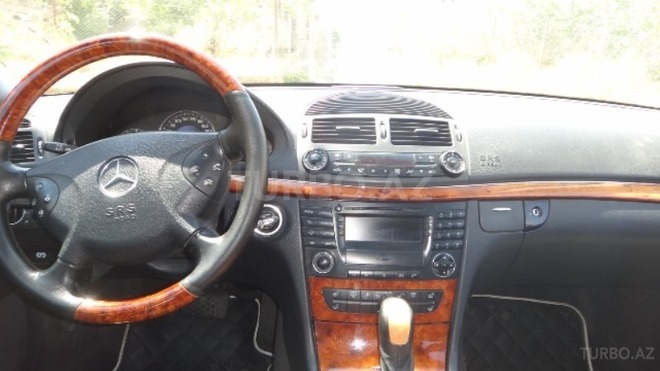 Mercedes E 320 2002, 250,000 km - 3.2 l - Bakı