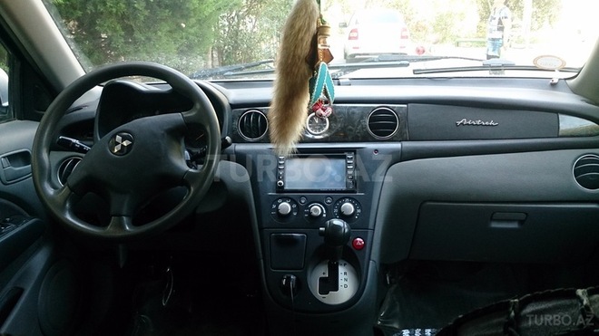 Mitsubishi Airtrek 2002, 193,000 km - 2.0 l - Bakı