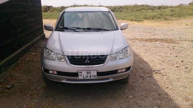 Mitsubishi Airtrek 2002, 193,000 km - 2.0 l - Bakı