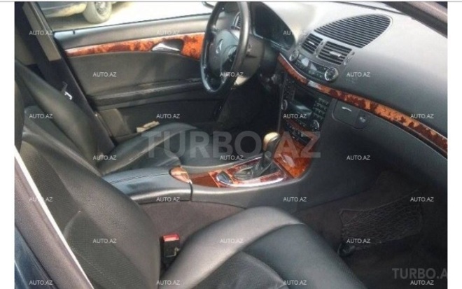 Mercedes E 220 2002, 230,000 km - 0.3 l - Bakı