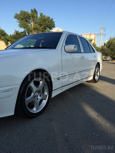 Mercedes E 320 2000, 112,278 km - 3.2 л - Bakı