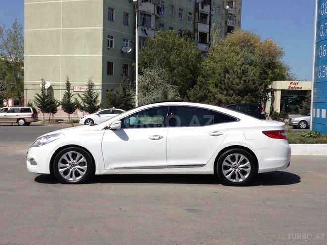 Hyundai Azera 2011, 54,896 km - 2.4 л - Bakı
