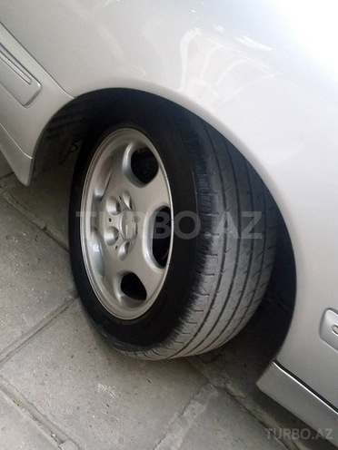 Mercedes E 240 2000, 176,000 km - 2.6 l - Bakı