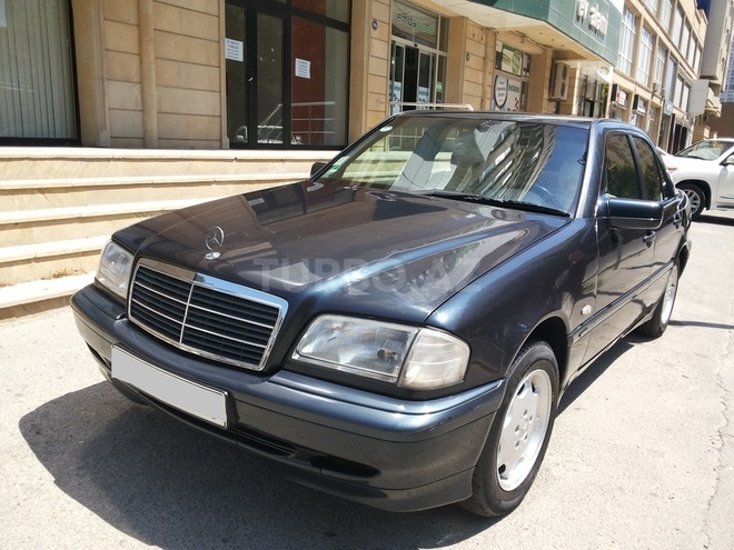 Mercedes C 180 1998, 210,000 km - 1.8 l - Bakı